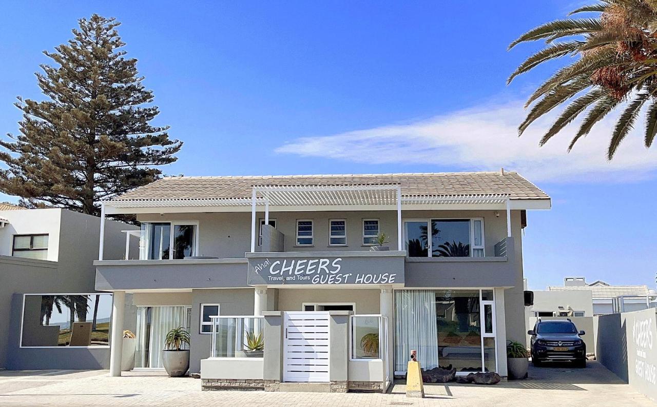 Aha! Cheers Guesthouse 拾间-海 Walvis Bay Exteriör bild