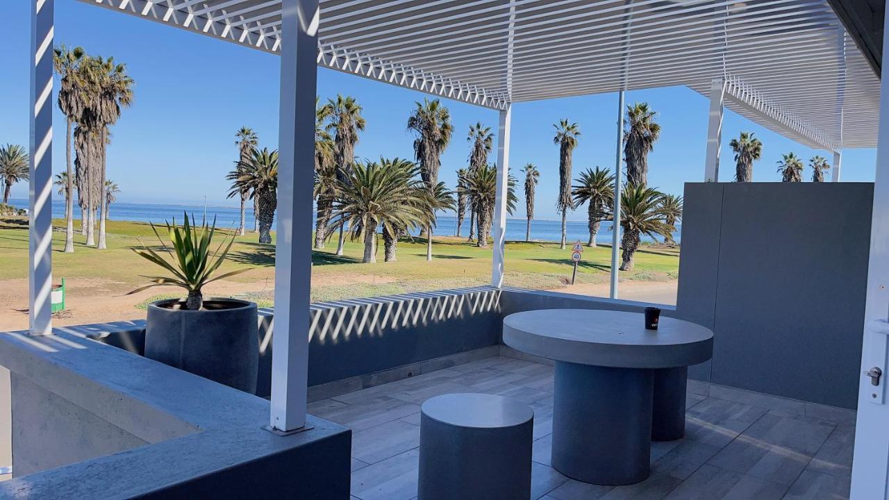 Aha! Cheers Guesthouse 拾间-海 Walvis Bay Exteriör bild