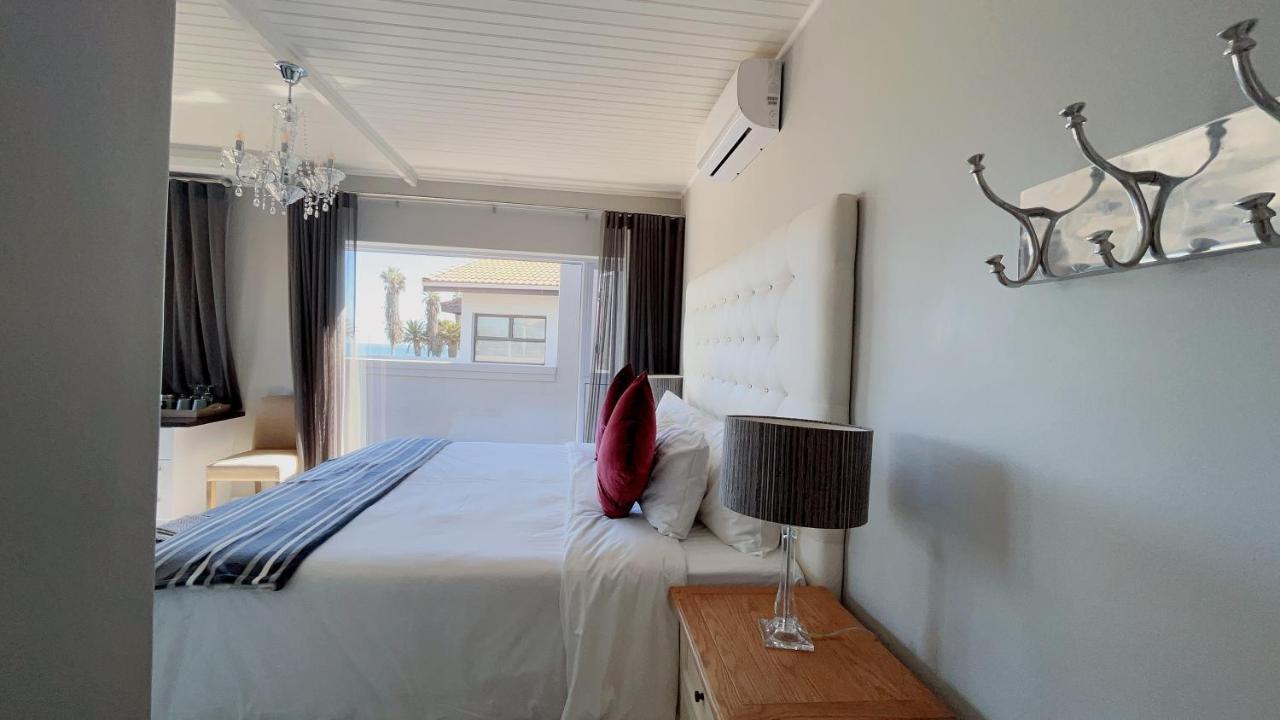 Aha! Cheers Guesthouse 拾间-海 Walvis Bay Exteriör bild