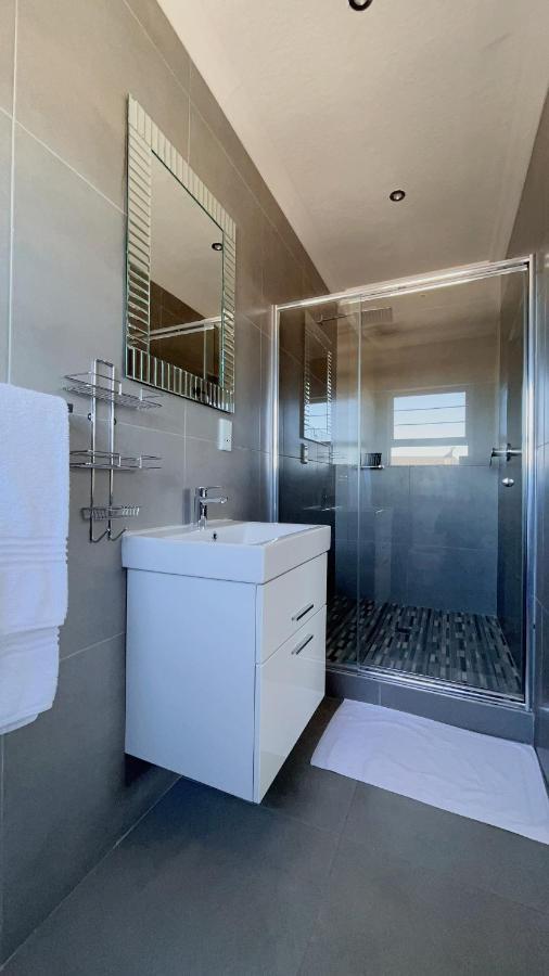 Aha! Cheers Guesthouse 拾间-海 Walvis Bay Exteriör bild