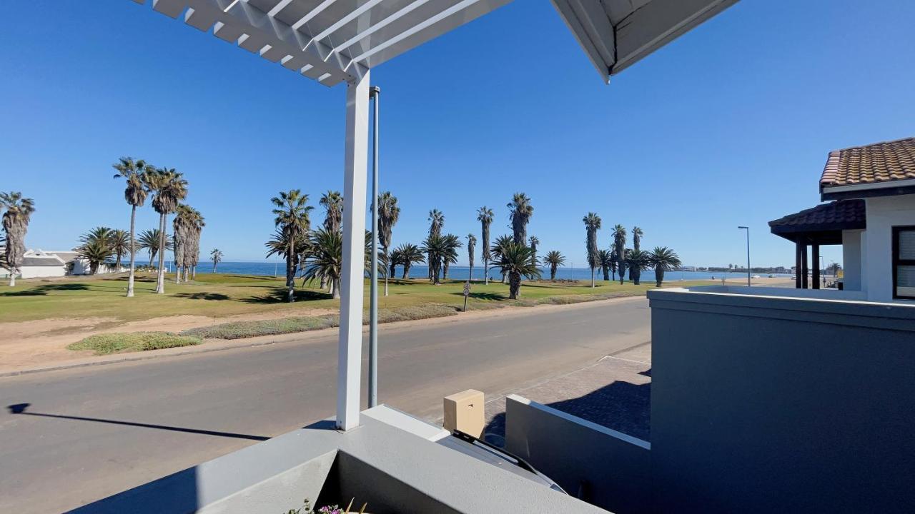 Aha! Cheers Guesthouse 拾间-海 Walvis Bay Exteriör bild
